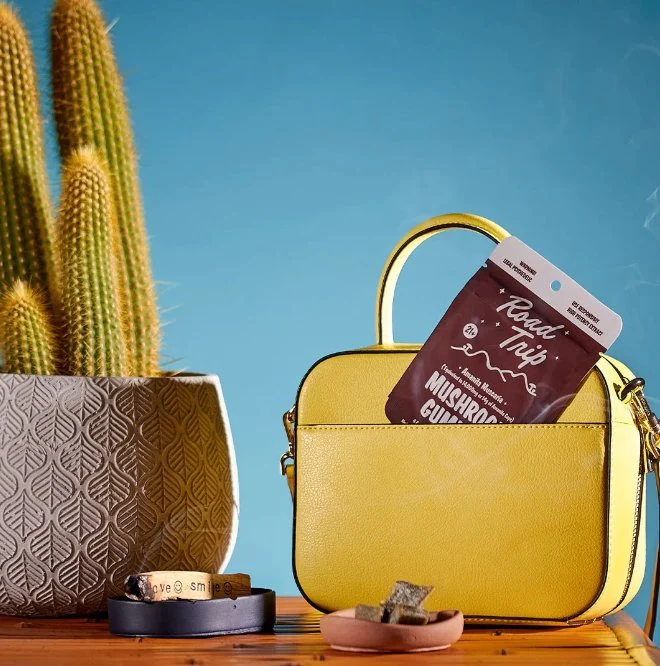 Road Trip 赛车168一分钟开奖结果体彩网 gummies in yellow bag